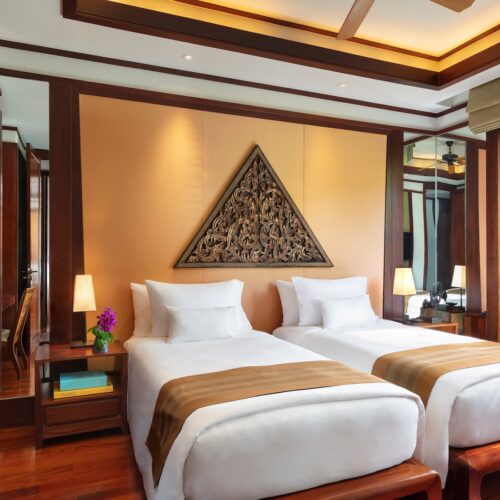 Andara_3-Bedroom-Pool-Suite_-Bedroom-2-500x500