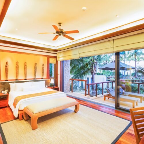 Andara_3-Bedroom-Pool-Suite_Master-Bedroom-500x500