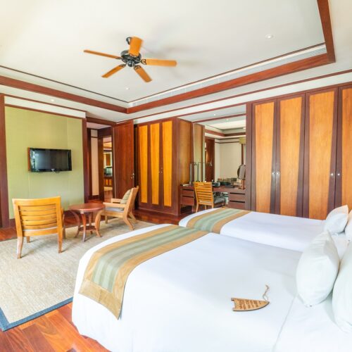 Andara_4-Bedroom-Pool-Suite_Twin-Bedroom-500x500