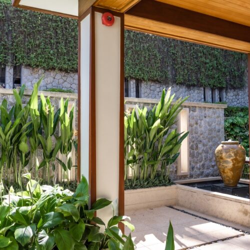 Andara_R721_Entrance-to-the-villa-500x500